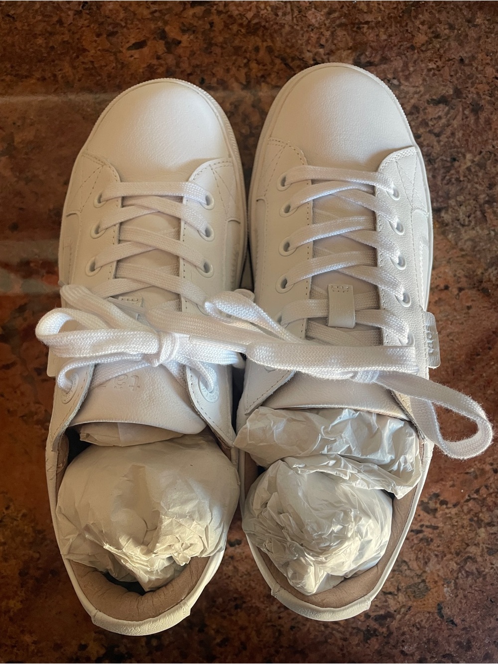 NIB Taos Plim Soul Lux White Leather Sneakers Women 7.5 - Picture 5 of 9